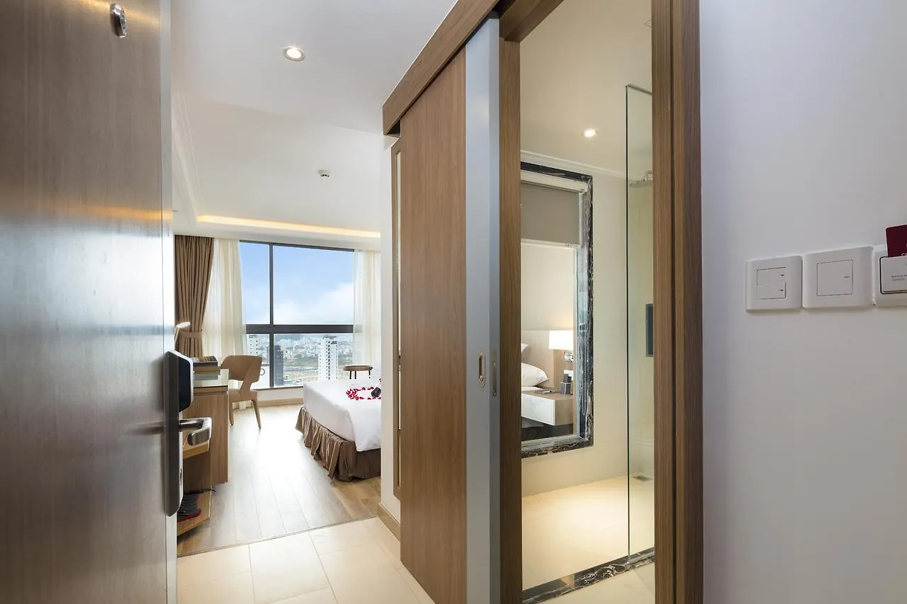 Comodo Nha Trang Hotel