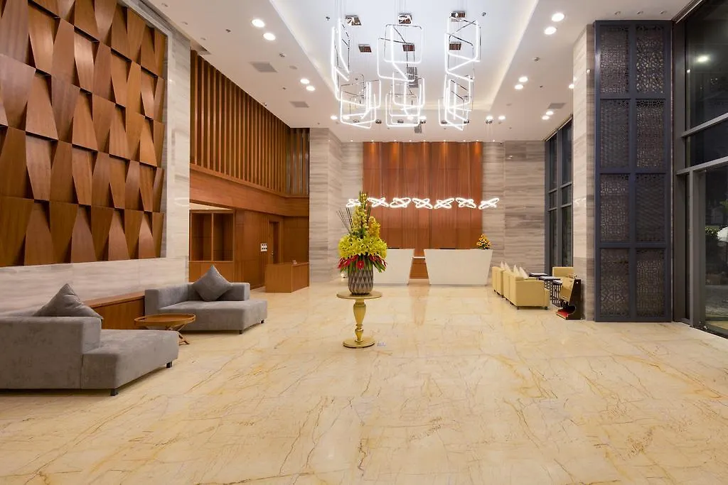 Comodo Nha Trang Hotel