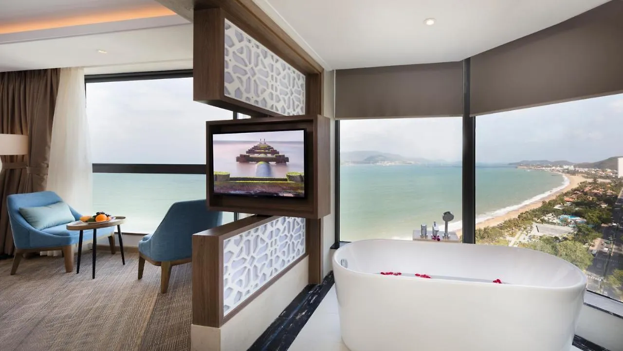 Comodo Nha Trang Hotel